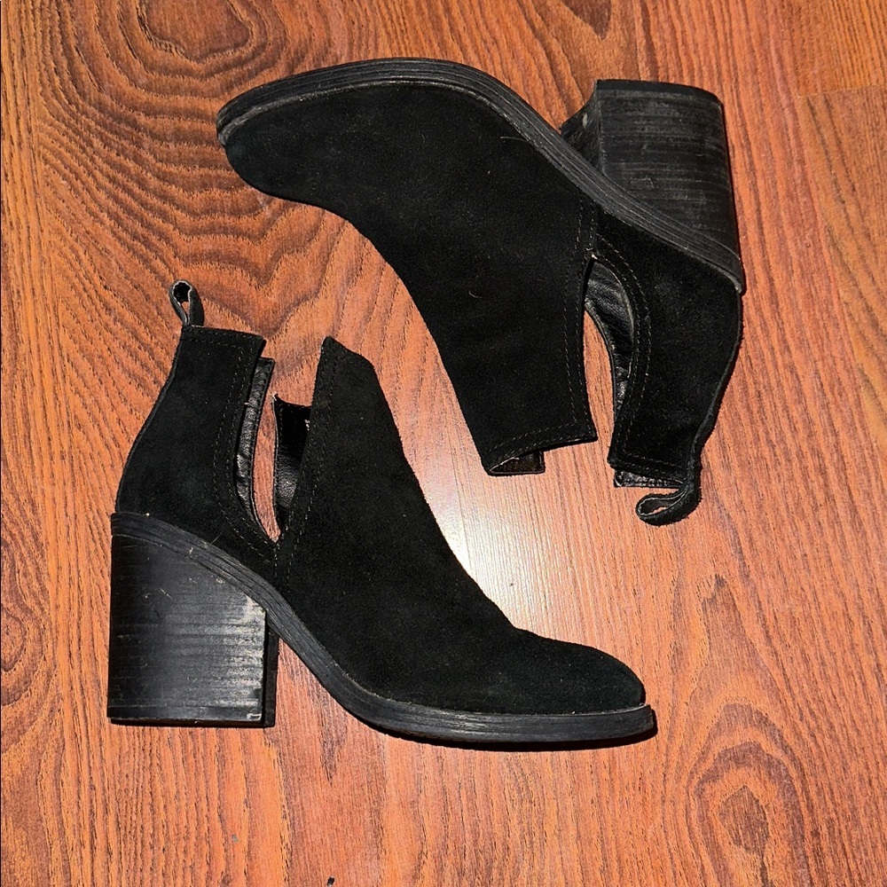 Steve Madden Sharini Black Cutout Bootie 6.5 Classic Chunky Grunge Bohemian
